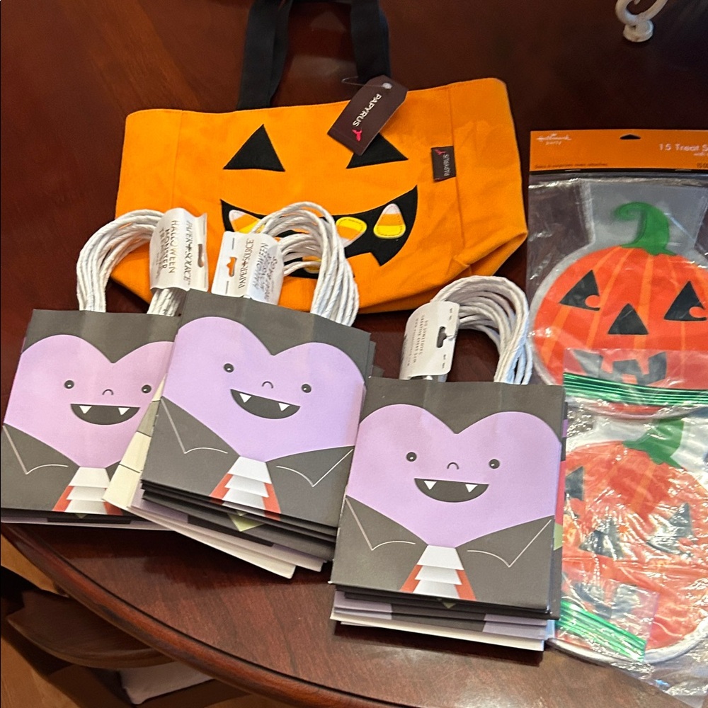 Papyrus & Paper Source Halloween Tote and Gift Bags NWT